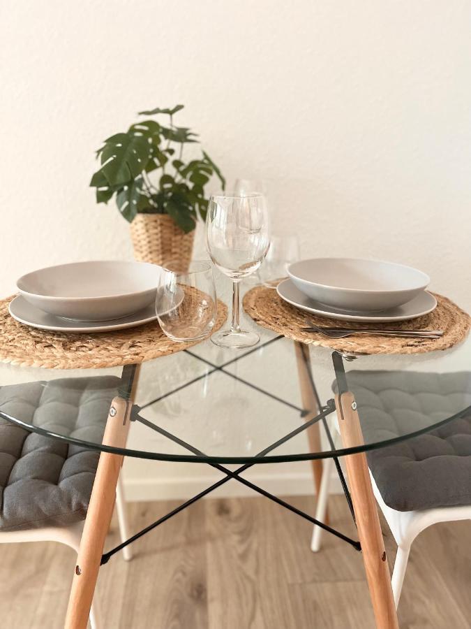 Gemuetliches Zentrales Apartment 2 Min Bis Du Hbf Дуйсбург Экстерьер фото