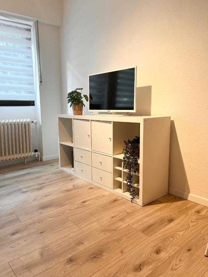 Gemuetliches Zentrales Apartment 2 Min Bis Du Hbf Дуйсбург Экстерьер фото